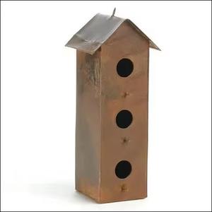 Casa para pájaros de metal para montar en la pared, estilo rústico antiguo, perfecta para enriquecer el jardín trasero. - Product Image 5