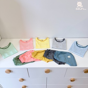Ensemble de vêtements pour enfants style coréen unisexe, débardeur rayé en viscose, haute qualité, fabrication vietnamienne, confort toute la journée - Product Image 2
