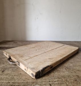 Planche à découper multifonction en bois dur pour servir et préparer les aliments - Product Image 1