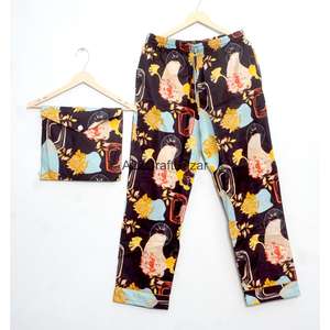 ชุดนอนผ้าฝ้ายยาวสำหรับฤดูร้อนของผู้หญิงอินเดีย ทำด้วยมือ ปิดด้วยเชือกผูก ลายดอกไม้ ผ้าถักระบายอากาศได้ดี นุ่ม แห้งเร็ว - Product Image 5