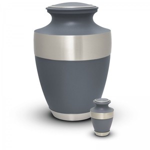 American Style Large Metal Urn with Silver Custom Funeral Cremation <b>Keepsake</b> Hand Carved Brass Heart for Memorial of Pets Humans - Product Image 3