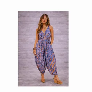 Combinaison Bohème Gris Bleu Tie-Dye pour Femme, Sans Manches, Col en V, Bretelles Ajustables, Coupe Ample et Fluide, Tenue de Plage - Product Image 3