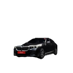 BMW Série 5 520i M Sport 2023, 18 131 km, boîte automatique, conduite à gauche, sièges en cuir, caméra de recul - Product Image 1