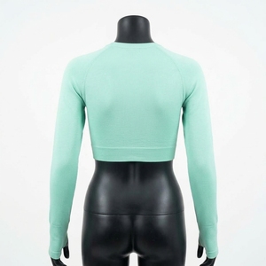 Haut court à manches longues pour femme avec trous pour les pouces, séchage rapide, idéal pour le fitness et l'entraînement - Product Image 3