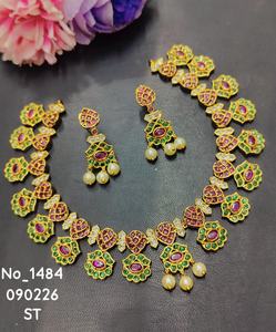 Parure de bijoux ethnique plaqué or en laiton avec pierres et perles, collier et boucles d'oreilles pour mariée, idéale pour fêtes et anniversaires - Product Image 3