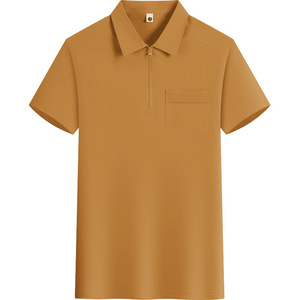 Camisa polo de manga corta color caqui para hombre de Shan Apparel con bolsillo en el pecho, corte regular, informal, de punto, de color sólido. - Product Image 1