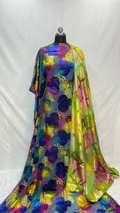 Vestido de Lujo con Bordado Floral en las Mangas de Kimono, Estilo Maqbal Dirac Somalí, para Mujer, en Spandex, Ecológico, Ropa Tradicional Africana, Corte Regular - Product Image 4