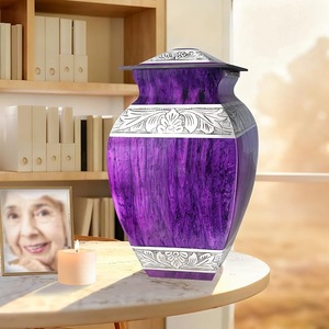 Urne funéraire haut de gamme en laiton pour cendres humaines, récipient commémoratif bohème avec couvercle sécurisé, objet décoratif durable pour chambre et porche - Product Image 5