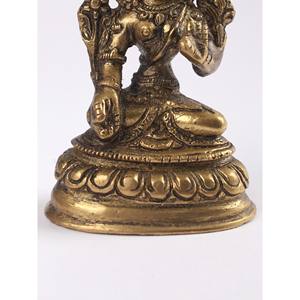 Petite sculpture de Tara blanche d'idole en laiton bouddhiste tibétaine de 4 pouces faite à la main - Product Image 1