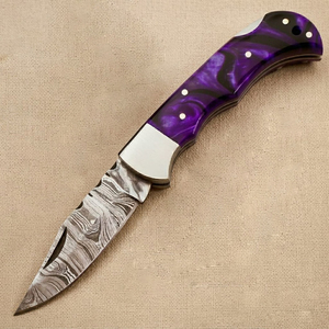 มีดพับเหล็กดามัสกัสคุณภาพสูง Custom DAMASCUS ARTS TRADING พร้อมด้ามเรซิ่น สำหรับการล่าสัตว์และการตั้งแคมป์ รับประกัน 3 ปี - Product Image 4