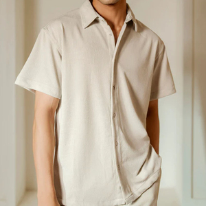 Conjunto de Camisa y Pantalones Cortos Premium para Hombre - Ropa de Verano para Resort - 2 Piezas - Camisa de Botones de Color Liso y Pantalones Cortos - Proveedor Mayorista - Product Image 5