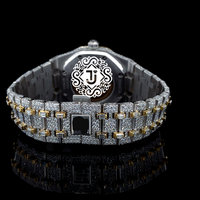 Montre mécanique de luxe en acier inoxydable plaqué or rose avec moissanite de qualité supérieure, idéale pour les boutiques de mode, les cadeaux et la revente.
