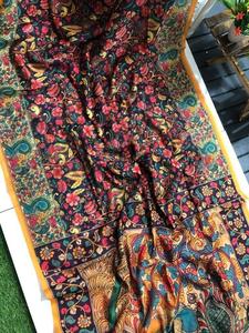 Sari indio de lino con estampado digital Kalamkari, diseño Bollywood, para fiesta nupcial, con blusa a juego. - Product Image 3