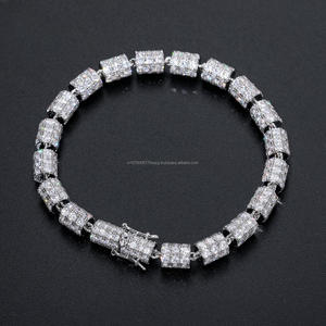 Pulsera Cubana en Tono Plateado con Eslabones Rectangulares con Incrustaciones de Piedras, Joyería de Moda para Tiendas Mayoristas y Venta Global - Product Image 1