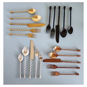 Ensemble de Couverts Rose Doré en Acier Inoxydable 304, Vaisselle de Luxe pour Mariages, Restaurants et Usage Domestique (Couteau, Fourchette, Cuillère) - Prix de Gros - Product Image 1