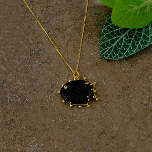Collar con Colgante de Pez de Ónix Negro, Amuleto de Pez Tallado a Mano, Cadena de Latón Chapada en Oro de 18k, Joyería de Piedras Preciosas para Mujer, Regalo - Product Image 4