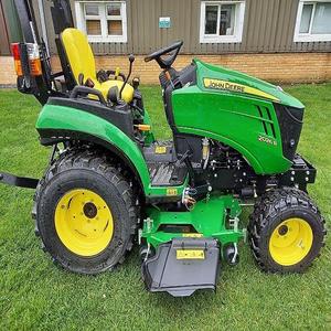 Livraison Rapide Tracteur Agricole à Roues John Deere 2026R 4x4 Fourniture Directe avec Moteur Robuste et Système d'Engrenages Puissant - Product Image 2
