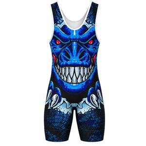 Débardeur pour homme à imprimé flamme avec logo coq, sportif, sans manches, séchage rapide, col rond, en polyester tricoté, et short de compression - Product Image 5