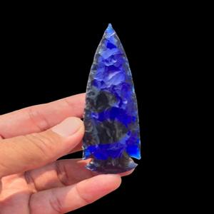 Venta al por mayor de puntas de flecha de obsidiana azul de 4 pulgadas, piedra preciosa de súper calidad, nuevo diseño elegante, tallado con grabado, cristal natural, arte Reiki - Product Image 2