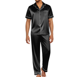 Ensemble de pyjama en satin de soie à manches courtes avec boutons et poches, vêtements de nuit classiques, tenue de nuit pour homme, à vendre - Product Image 1