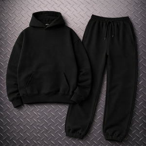 Proveedor de prendas de moda: Conjunto de sudadera con capucha y pantalones de chándal para hombre, con pedrería, en blanco, oversize, corto, con lavado ácido, con cremallera y efecto desgastado - Product Image 1