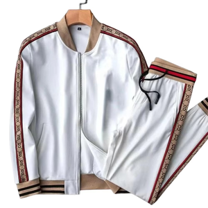 Ensembles de survêtements d'hiver pour hommes, personnalisés avec logo, de haute qualité, en coton et polyester respirant, avec fermeture éclair, vente en gros OEM - Product Image 5