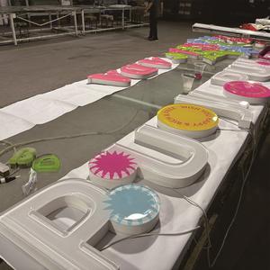 Enseigne extérieure personnalisée en acrylique 3d imperméable aux lettres personnalisée pour les entreprises - Product Image 3