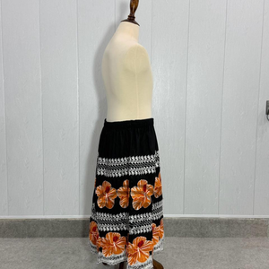 Jupe longue maxi noire brodée florale ethnique pour femme, motif tribal bohème, taille haute, style robe trapèze d'été, vente en gros - Product Image 3