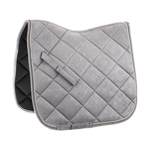 Fabricant de tapis de selle pour chevaux sur mesure, tapis de selle respirants en velours de laine, tapis de selle d'équitation confortables pour le saut d'obstacles - Product Image 3