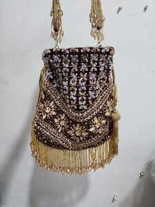 Bolso de Hombro para Mujer con Bordado de Cuentas, Borlas y Patrón Floral, Estilo Bohemio, Dos Asas, para Uso Diario, Compras y Actividades al Aire Libre en Todas las Estaciones - Product Image 1