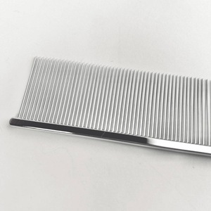 Peigne de toilettage professionnel tout en acier, acier inoxydable de qualité supérieure, dents fines et grossières - Product Image 5