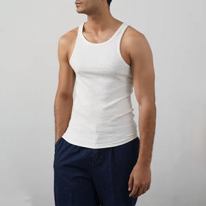 Débardeur pour homme fabriqué au Pakistan, de qualité supérieure, blanc, côtelé, sans manches, col rond, ajusté, en coton, vêtement décontracté moderne - Product Image 1