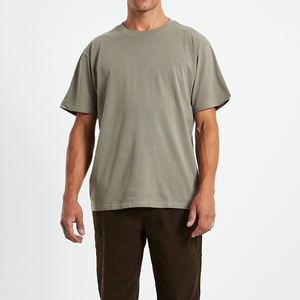Camiseta oversized de estilo moderno con caída fluida y tacto premium, diseñada para looks llamativos y un estilo relajado para el día a día. - Product Image 1
