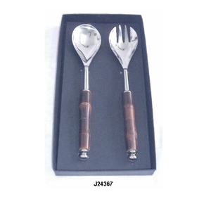 Juego de servidor de ensalada con mango de madera de Venta caliente en manijas pulidas de acero en otro material también disponible Juego de vajilla de cubiertos - Product Image 2