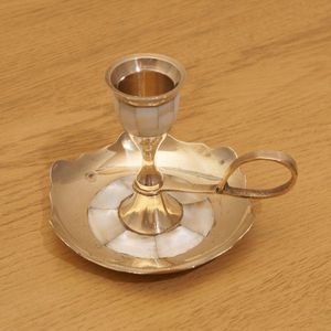 Candelabro de Latón Hecho a Mano de Primera Calidad con Base, Acabado Antiguo, Soporte Decorativo de Metal para Centro de Mesa - Product Image 2