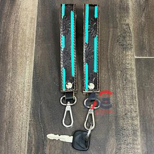 Nouveaux porte-clés personnalisés 2026 en cuir de vachette véritable, faits à la main, très tendance, avec dragonne, pour unisexe - Product Image 1