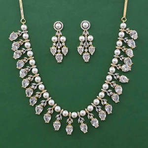 American Pearl Imitation Pearl Beads Vintage Heart Shape Women's Chokers <b>Necklace</b> with 2 Tone Plating Model 446217 - Product Image 2