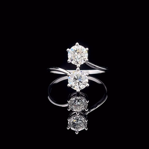 Anillo Toi et Moi de Oro de 14K con Diamantes Cultivados en Laboratorio CVD, Anillo de Compromiso de Doble Piedra, Proveedor de Joyería OEM de la India - Product Image 1