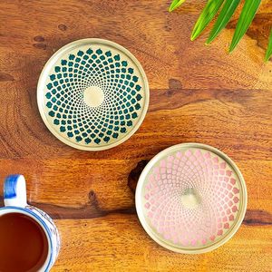 Posavasos de Latón Puro Esmaltados a Mano para Tazas, Vajilla Decorativa Elegante - Product Image 3