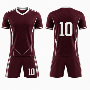 ชุดฟุตบอลสีแดงเลือดหมูแบบคลาสสิก เสื้อและกางเกงขาสั้นแบบซับลิเมชั่น - ชุดกีฬาสำหรับมืออาชีพ - Product Image 1