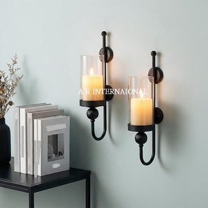 Applique murale en fer faite à la main, écologique et tendance, porte-bougie sans flamme pour la décoration intérieure, les mariages et autres occasions - Product Image 4