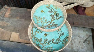 Plateau de service alimentaire en bois et en rotin poli durable personnalisé avec motif floral imprimé Vente en gros disponible - Product Image 3