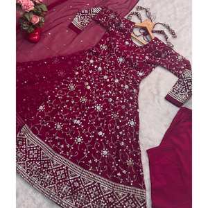 ชุดเดรส Anarkali สีชมพู ไซส์ XS สำหรับงานปาร์ตี้ แบรนด์ Thirteen D พร้อมจี้และผ้าคลุมไหล่ - Product Image 1