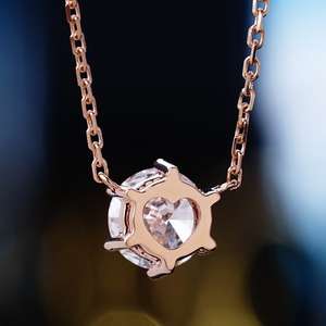 Colgante y Cadena con Diamante Redondo Cultivado en Laboratorio IGI D-E-F en Oro de 14K, Oro Rosa, Oro Blanco y Plata de Ley, Joyería Solitaria - Product Image 4