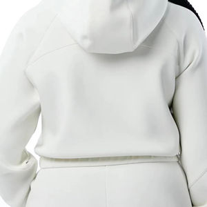 Conjunto de Sudadera Corta con Capucha y Pantalones Cortos de Algodón Casual para Mujer, con Logo Personalizado, Efecto Desgastado por el Sol, Venta al por Mayor - Product Image 6