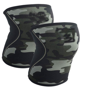 Rodilleras de Neopreno Negras de Alta Elasticidad con Acolchado Protector para Ejercicio Físico en Todas las Estaciones - Product Image 4