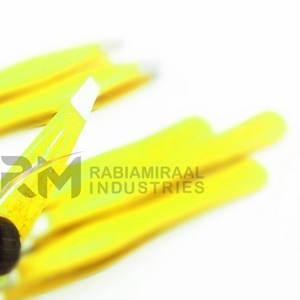 RMI Best Product Customized Silver Tip And Yellow Glitter Color Angle Point Tweezer - Product Image 6