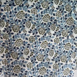 Tissu en coton imprimé à la main à motifs floraux bleus pour vêtements féminins, robes, kurtis, matériel de confection - Product Image 4