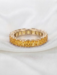 Bague éternelle classique en or jaune 14 carats avec rubis naturel octogonal, bijoux fins pour femmes, idéale pour les mariages et les occasions spéciales. - Product Image 6