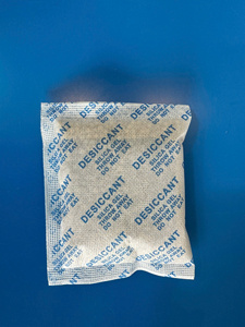 Desecante de Arcilla Activada de Origen Mineral, 25% de Absorción, en Bolsitas de Tela Azul de 30-50g para Control de Humedad en Madera, Zapatos y Prendas - Product Image 6